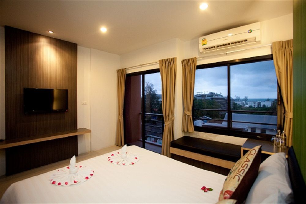 Chill Patong Hotel Eksteriør billede